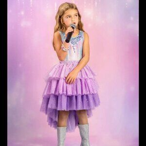 The paper doll- taylor swift inspired dress